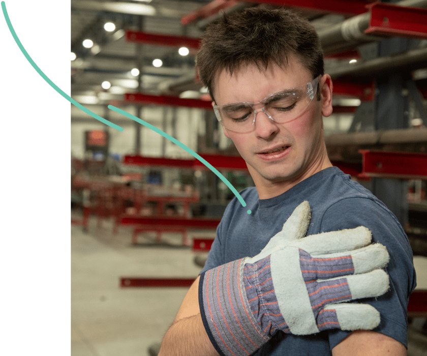 worker with injured shoulder